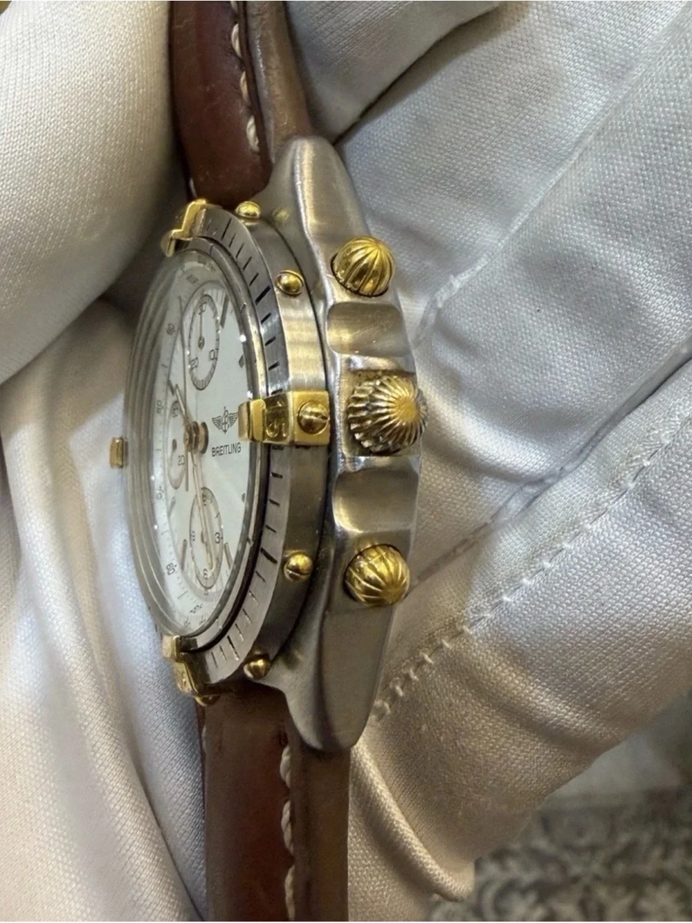 Vintage Breitling Chronomat B13047 18k Gold Steel White Dial Automatic Watch